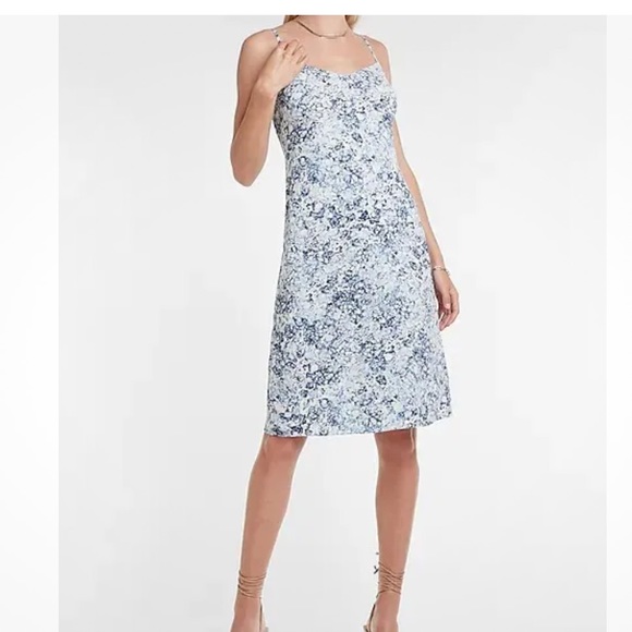 Express Marble Print V-Neck Slip Dress.
Slip Dress. Size M - Picture 1 of 10